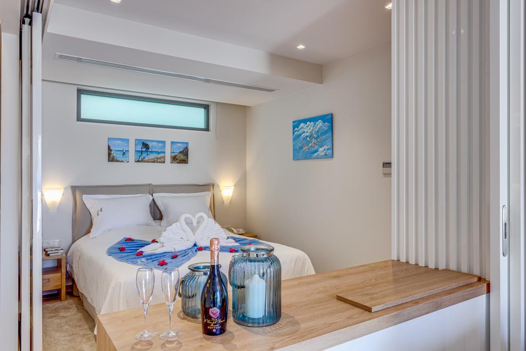 Angels Suites Platanias  Exterior photo